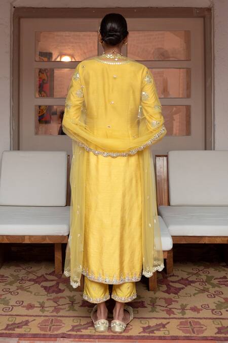 House of Dasmaya Mirror Embroidered Kurta Pant Set 