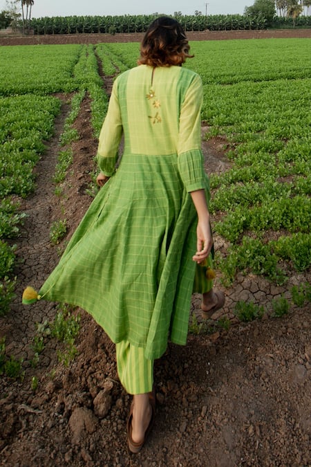Shop_Label Earthen_Green Maheshwari, Cotton Embroidery Round Checkered Pattern Anarkali Pant Set_at_Aza_Fashions