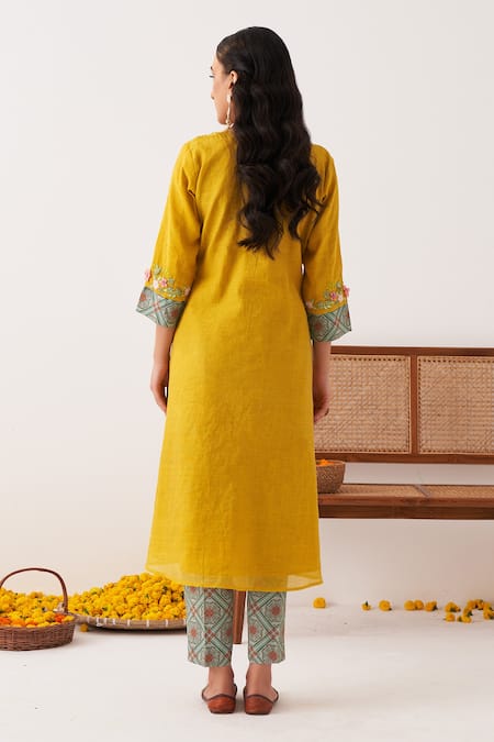 Shipraa Grover Arya Floral Embroidered Bodice Kurta & Pant Set 