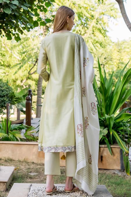 Shop Missprint Green Chanderi, Cotton Pearls, Mirrors, Sequins Thread Embroidered Kurta Set at Aza Fashions Shop_Missprint_Green Chanderi, Cotton Pearls, Mirrors, Sequins Thread Embroidered Kurta Set _at_Aza_Fashions