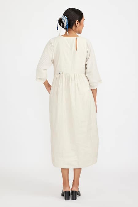 Shop JAYATI GOENKA White Cotton Round Neck Dress at Aza Fashions Shop_JAYATI GOENKA_White Cotton Round Neck Dress _at_Aza_Fashions