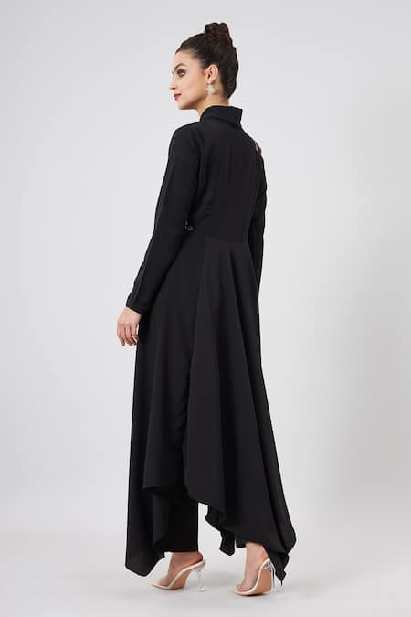 Shop Aakaar Black Modal Fabric Flowers, Floral Placement Embellished Blazer And Pant Set For Kids at Aza Fashions Shop_Aakaar_Black Modal Fabric Flowers, Floral Placement Embellished Blazer And Pant Set For Kids_at_Aza_Fashions