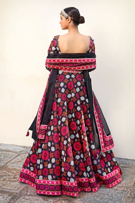 Neha Khullar Chanderi Silk Geometric Print Lehenga Set 