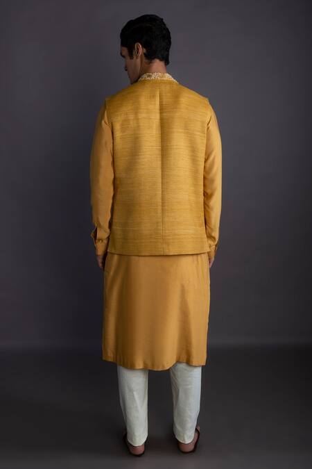 Shop_Gram Of Ink_Yellow Bundi - Tgn Silk Embroidery Thread Floral And Kurta Set_at_Aza_Fashions