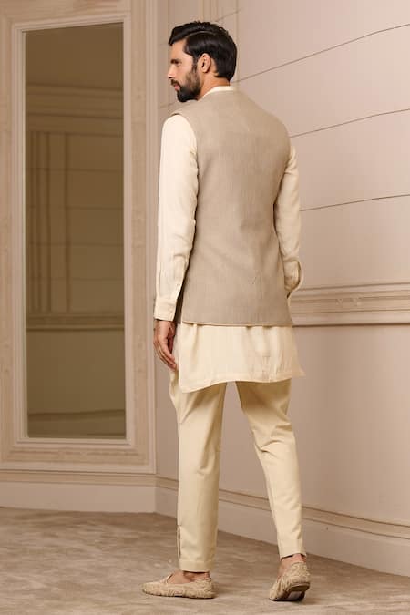 Tarun Tahiliani Embroidered Overlap Waistcoat 