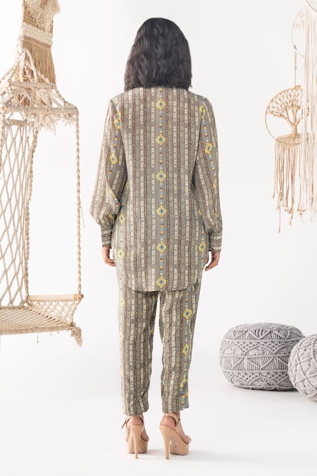 Shop_Chhavvi Aggarwal_Grey Crepe Collared Linear Print Shirt _at_Aza_Fashions