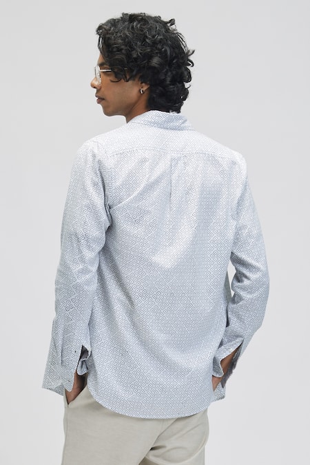 Shop Terra Luna White 100% Organic Handloom Cotton Quatrefoil Pattern Shirt at Aza Fashions Shop_Terra Luna_White 100% Organic Handloom Cotton Quatrefoil Pattern Shirt_at_Aza_Fashions