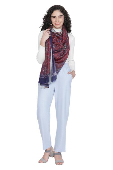 Shop Shingora Maroon Printed Paisley And Floral Stole at Aza Fashions Shop_Shingora_Maroon Printed Paisley And Floral Stole _at_Aza_Fashions