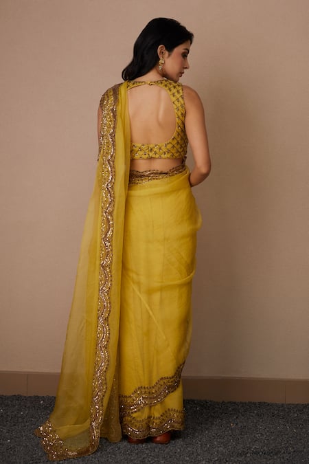 Astha Narang Organza Scallop Embroidered Saree With Blouse 