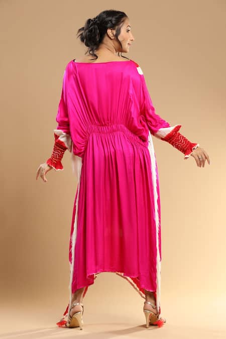 Etasha By Asha Jain Smocked Sleeve Bandhani Pattern Kaftan 