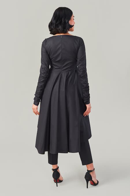 EK Dhaaga Panelled Asymmetric Tunic 