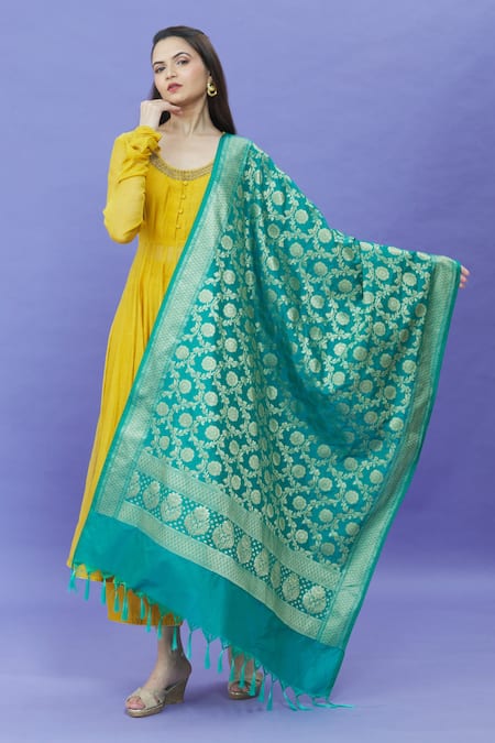 Shop_Naintara Bajaj_Green Brocade Embroidery Floral Butti Pattern Dupatta _at_Aza_Fashions