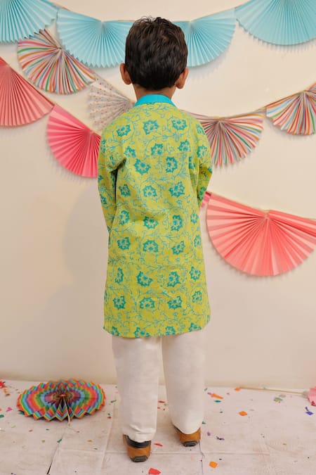 Shop Tiny Colour Green Cotton Embroidery Floral Garden Printed Kurta With Pyjama at Aza Fashions Shop_Tiny Colour_Green Cotton Embroidery Floral Garden Printed Kurta With Pyjama _at_Aza_Fashions