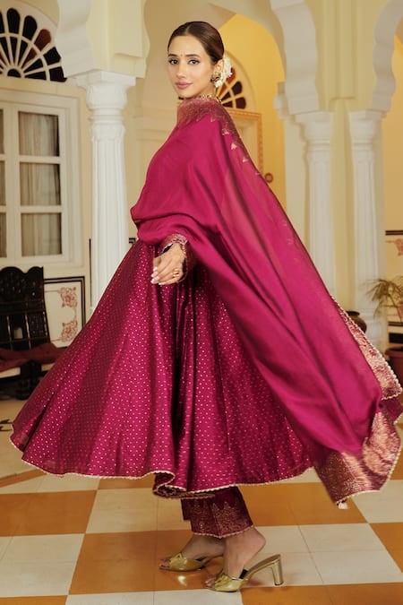 Shop Safaa Magenta Velvet Tassels Sweetheart Neck The Rummana Polka Dots Woven Anarkali Set at Aza Fashions Shop_Safaa_Magenta Velvet Tassels Sweetheart Neck The Rummana Polka Dots Woven Anarkali Set _at_Aza_Fashions