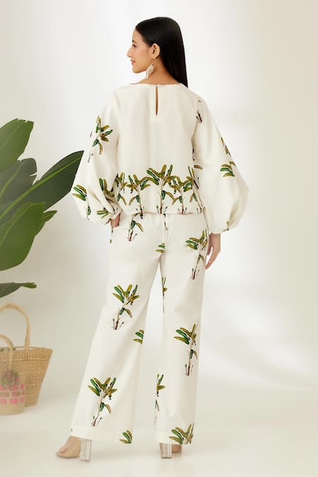 Shop Nikasha Off White Cotton Poplin Banana Tree Round Hand Painted Bubble Sleeve Top at Aza Fashions Shop_Nikasha_Off White Cotton Poplin Banana Tree Round Hand Painted Bubble Sleeve Top _at_Aza_Fashions