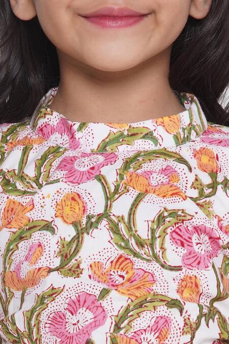 Little Bansi White Saree Georgette Printed Floral Pre-draped With Blouse at Aza Fashions Little Bansi_White Saree Georgette Printed Floral Pre-draped With Blouse _at_Aza_Fashions