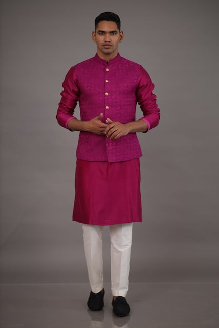 Shop_Para_Magenta Chanderi , Spandex, Embroidery Thread Kurta Set_at_Aza_Fashions