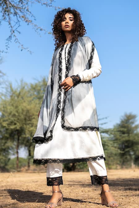 Shop The Home Affair Off White Cotton, Silk, Chiffon Lace, Chantelle Embellished Kurta Set at Aza Fashions Shop_The Home Affair_Off White Cotton, Silk, Chiffon Lace, Chantelle Embellished Kurta Set _at_Aza_Fashions