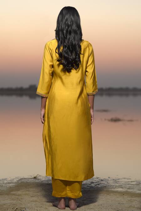 Shop Tatwa Yellow Handloom Chanderi Kurta And Pant Set at Aza Fashions Shop_Tatwa_Yellow Handloom Chanderi Kurta And Pant Set _at_Aza_Fashions