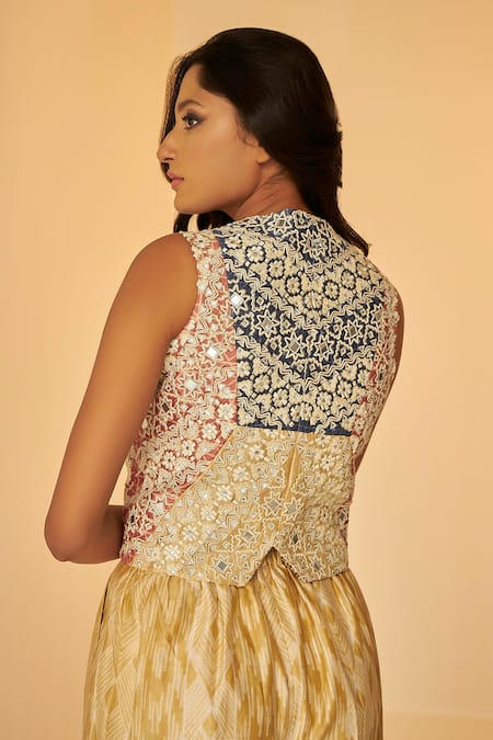 Betrue Embroidered Waistcoat & Pant Set 