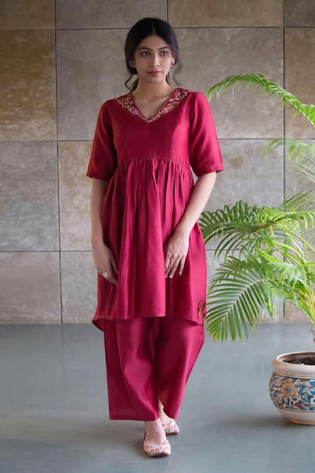 Shop Cupid Cotton Wine Chanderi Silk, Chiffon Lace, Embroidery V-neck Kurta Palazzo Set at Aza Fashions Shop_Cupid Cotton_Wine Chanderi Silk, Chiffon Lace, Embroidery V-neck Kurta Palazzo Set _at_Aza_Fashions