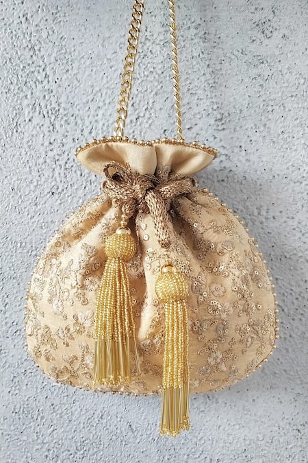 Amyra Floral Embroidered Potli Bag 