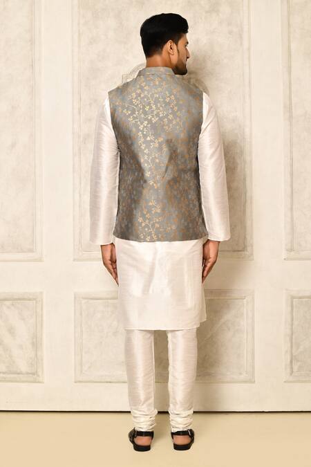 Shop Naintara Bajaj Grey Bundi Jacquard Silk Woven Floral And Straight Kurta Set at Aza Fashions Shop_Naintara Bajaj_Grey Bundi Jacquard Silk Woven Floral And Straight Kurta Set _at_Aza_Fashions