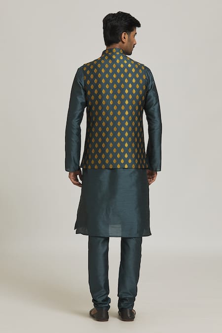 Arihant Rai Sinha Floral Motif Art Banarasi Bundi