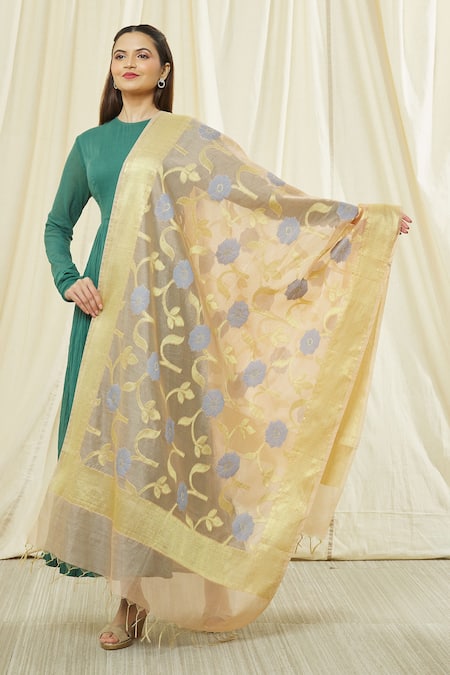 Naintara Bajaj Floral Pattern Fringe Dupatta 