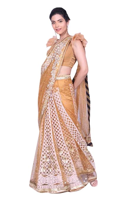 Shop Archana Kochhar Gold Net Sequins, Cut Work, Embroidery V-neck Floral Hand Saree With Blouse at Aza Fashions Shop_Archana Kochhar_Gold Net Sequins, Cut Work, Embroidery V-neck Floral Hand Saree With Blouse _at_Aza_Fashions