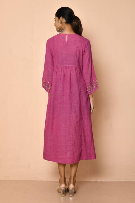 Shop Samyukta Singhania Purple Handloom Cotton Embroidery Round Neck Checkered Kurta at Aza Fashions Shop_Samyukta Singhania_Purple Handloom Cotton Embroidery Round Neck Checkered Kurta_at_Aza_Fashions