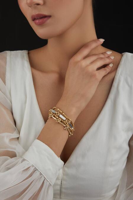 Cartier love sales bracelet layered