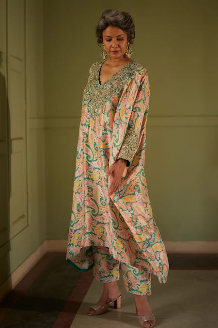 Mrunalini Rao_Green Silk Applique, Embroidery V-neck Vintage Print Kaftan And Pant Set _Online_at_Aza_Fashions