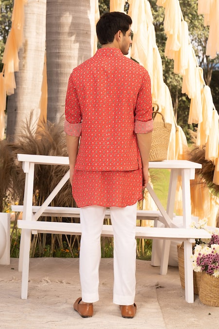 Shop Chhavvi Aggarwal Red Crepe, Cotton Floral Butti Printed Bundi Kurta Set at Aza Fashions Shop_Chhavvi Aggarwal_Red Crepe, Cotton Floral Butti Printed Bundi Kurta Set _at_Aza_Fashions