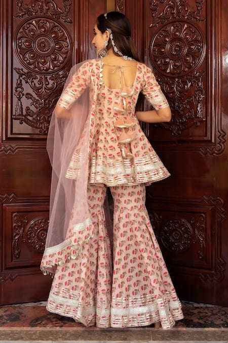 Shop Pomcha Jaipur Peach Dupatta Soft Net, Kurta And Sharara , Lining Printed Set at Aza Fashions Shop_Pomcha Jaipur_Peach Dupatta Soft Net, Kurta And Sharara , Lining Printed Set _at_Aza_Fashions