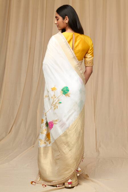 Shop Masaba Ivory Silk Printed Popsicle Floral Pattern Jacquard Saree at Aza Fashions Shop_Masaba_Ivory Silk Printed Popsicle Floral Pattern Jacquard Saree_at_Aza_Fashions