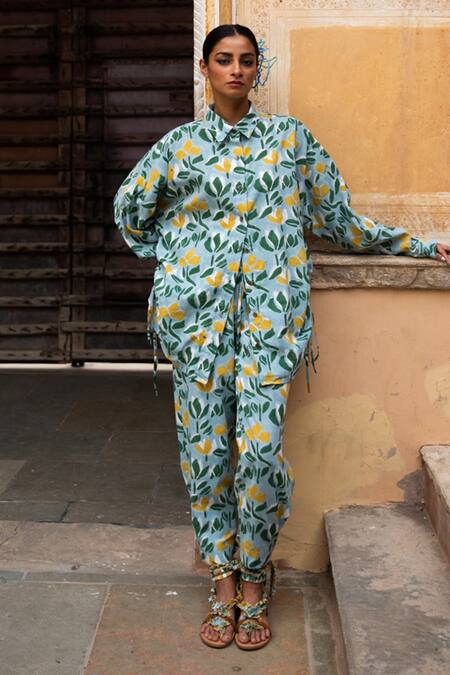 Shop Jodi Blue South Cotton Barwara Printed Trouser at Aza Fashions Shop_Jodi_Blue South Cotton Barwara Printed Trouser_at_Aza_Fashions