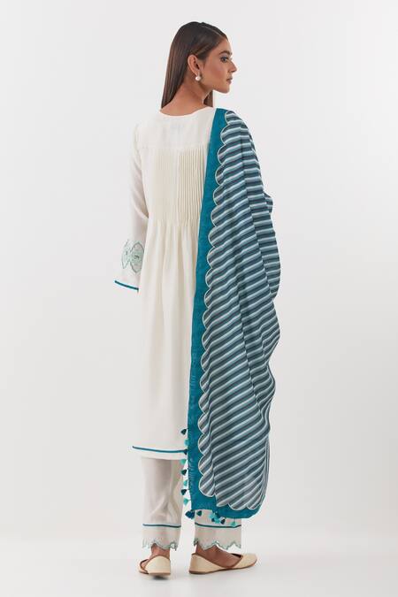 Shop Amisha Kothari Ivory Chanderi , Organza Kusum Straight Kurta Set With Contrast Dupatta at Aza Fashions Shop_Amisha Kothari_Ivory Chanderi , Organza Kusum Straight Kurta Set With Contrast Dupatta _at_Aza_Fashions