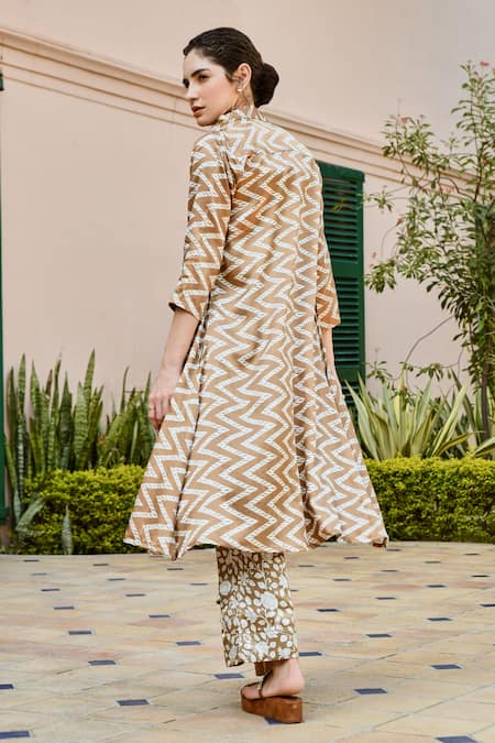 Karaj Jaipur Chevron Print Long Jacket & Pant Set 