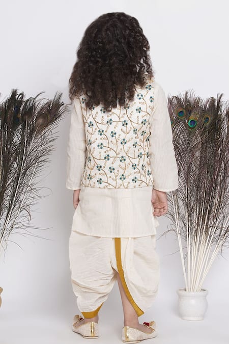 Shop Little Bansi Cream Silk, Cotton Embroidery Floral Bundi And Kurta Set at Aza Fashions Shop_Little Bansi_Cream Silk, Cotton Embroidery Floral Bundi And Kurta Set _at_Aza_Fashions