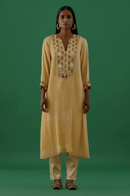 Shop_5Elements_Beige Pleated Polyester Mix Embellishment Brooch Woven Leaf Pattern Tunic _at_Aza_Fashions
