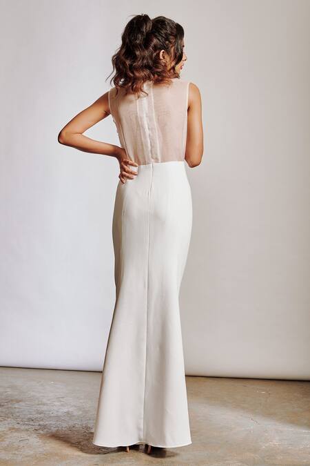 Shop Pocket Stories Off White Microfiber Sequins, Cut Work Round Neck Embroidered Fitted Gown at Aza Fashions Shop_Pocket Stories_Off White Microfiber Sequins, Cut Work Round Neck Embroidered Fitted Gown _at_Aza_Fashions