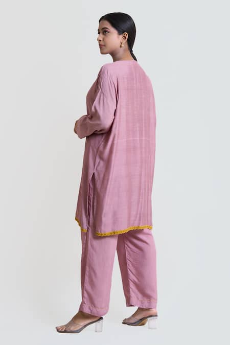 Shop Brij Purple Silk Pearls, Embroidery Round Neck Box Fit Thread Work Tunic And Pant Set at Aza Fashions Shop_Brij_Purple Silk Pearls, Embroidery Round Neck Box Fit Thread Work Tunic And Pant Set _at_Aza_Fashions