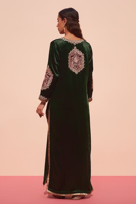 Shop_Angad Singh_Green Velvet, Crepe Embroidery, Zari, Patchwork V-neck Kurta Palazzo Set _at_Aza_Fashions