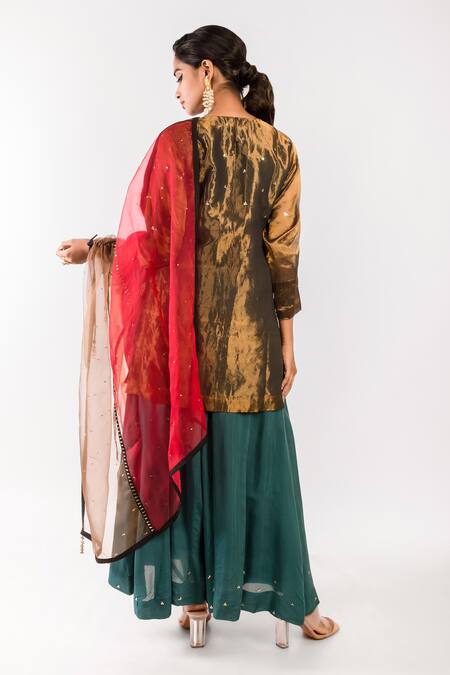 Shop Prahnaaya Dupatta Silk Organza, Kurta Handwoven Zari, Lining Soft Neck Set at Aza Fashions Shop_Prahnaaya_Dupatta Silk Organza, Kurta Handwoven Zari, Lining Soft Neck Set_at_Aza_Fashions