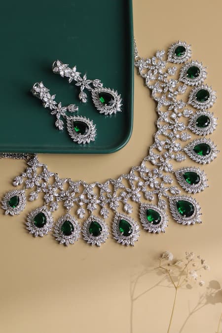 Buy Green Cubic Zirconia Feathered Diamante Necklace Set by Curio