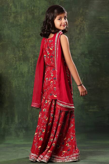 Shop Littlecheer Red Viscose, Cotton, Chiffon Mirrors, Gota Patti Embroidered Border Kurta Set at Aza Fashions Shop_Littlecheer_Red Viscose, Cotton, Chiffon Mirrors, Gota Patti Embroidered Border Kurta Set _at_Aza_Fashions