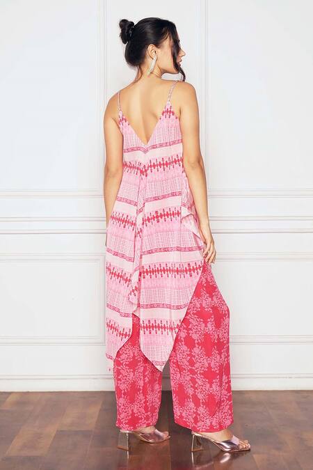 Shop SAKSHI GIRRI Pink Crepe Embroidery V-neck Abstract Print Asymmetrical Tunic And Palazzo Set at Aza Fashions Shop_SAKSHI GIRRI_Pink Crepe Embroidery V-neck Abstract Print Asymmetrical Tunic And Palazzo Set_at_Aza_Fashions