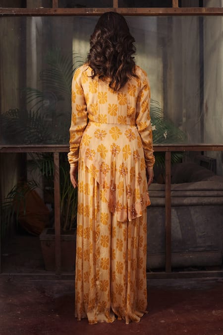 Suave Bloom Print Asymmetric Kurta Gharara Set 