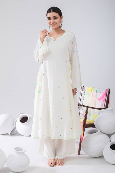 Kacha Tanka Thread Embroidered Anarkali & Palazzo Set 